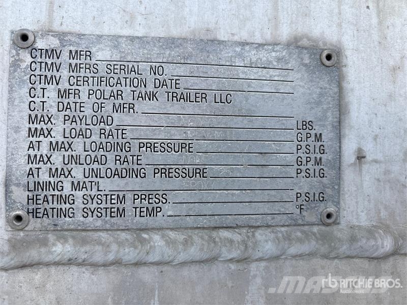Polar Tank MC407 8400 gal T/A Tanker Trailer Autocisternas