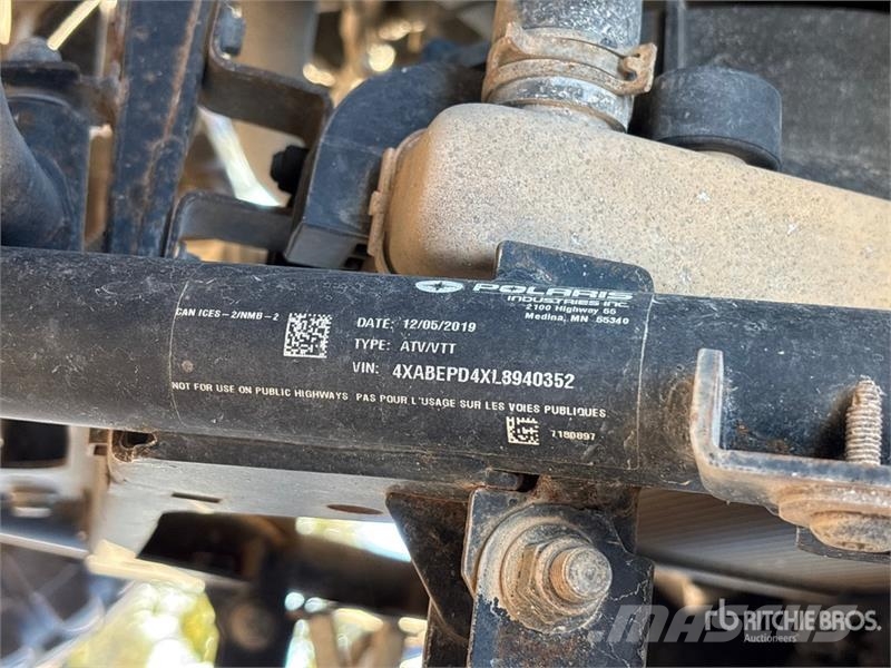 Polaris D19BEPD4B4 4x4 Utility Vehicle Arbeitsfahrzeuge