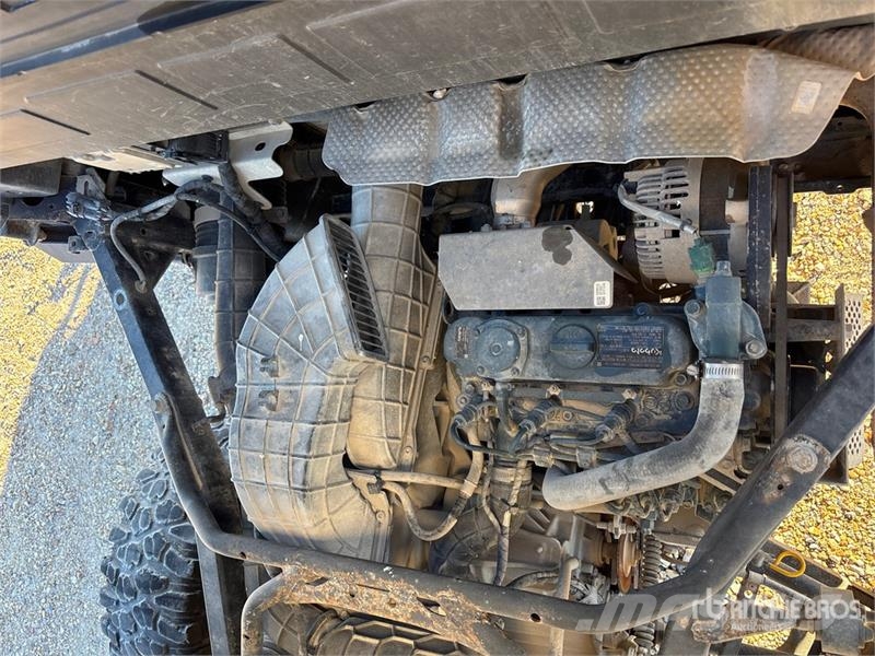 Polaris D19BEPD4B4 4x4 Utility Vehicle Arbeitsfahrzeuge