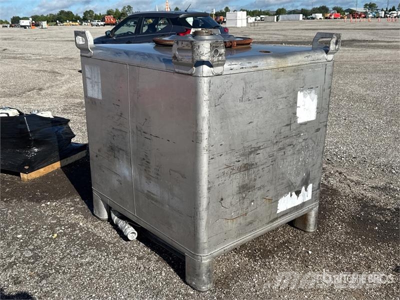 Portable Steel 1298 L Fuel Tank Depósitos de combustible y aditivos