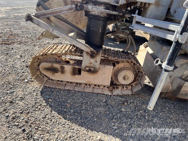 Power Curber 5700-B Curb and Gutter Machine Betona maisītājs