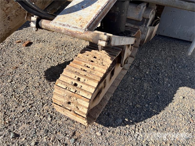 Power Curber 5700-B Curb and Gutter Machine Betona maisītājs