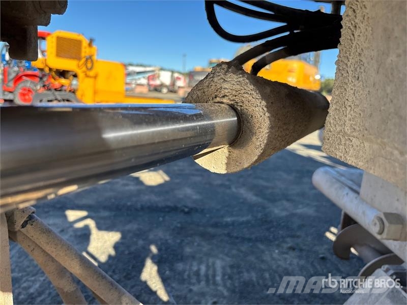 Power Curber 5700D Curb and Gutter Machine Concrete accessories