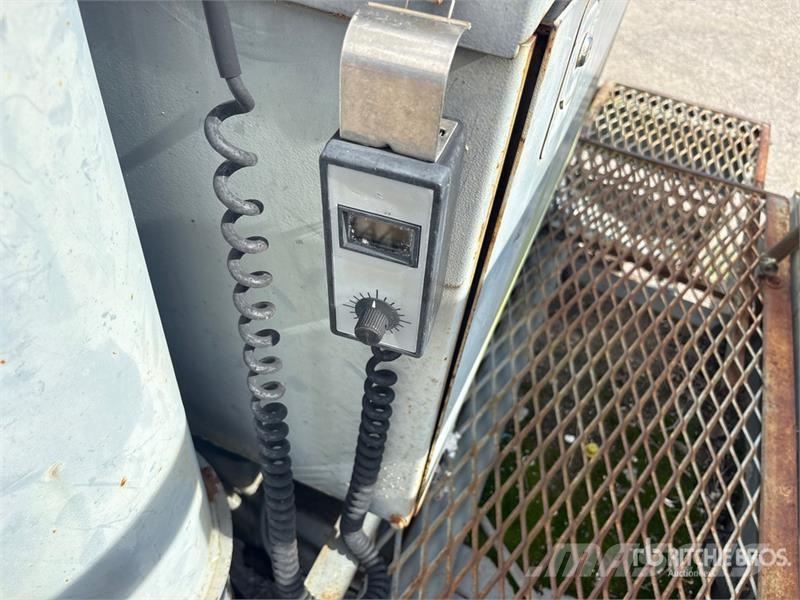 Power Curbers Curbers 57502 Curb and Gutter Machine Betoonivalmistamistarvikud
