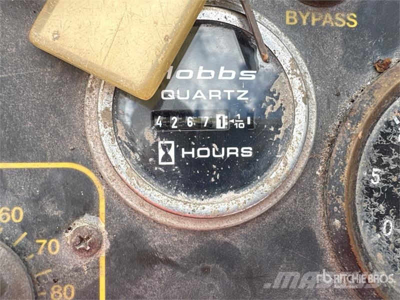 Power Curbers Curbers 57502 Curb and Gutter Machine Betoonivalmistamistarvikud