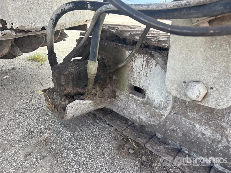 Power Curbers Curbers 57502 Curb and Gutter Machine Betoonivalmistamistarvikud