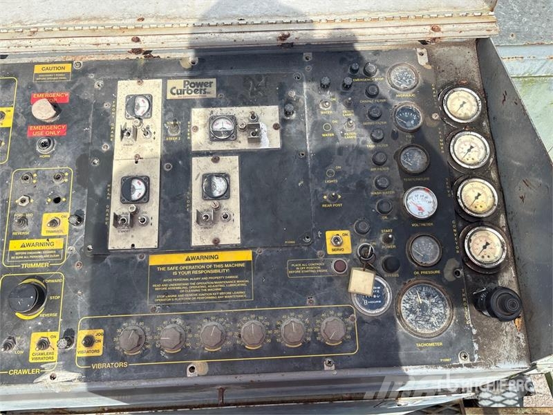 Power Curbers Curbers 57502 Curb and Gutter Machine Betoonivalmistamistarvikud