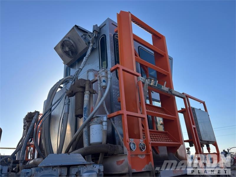  Pratt Industries 44 ft Double Triplex Frac Pump Oprema za preradu