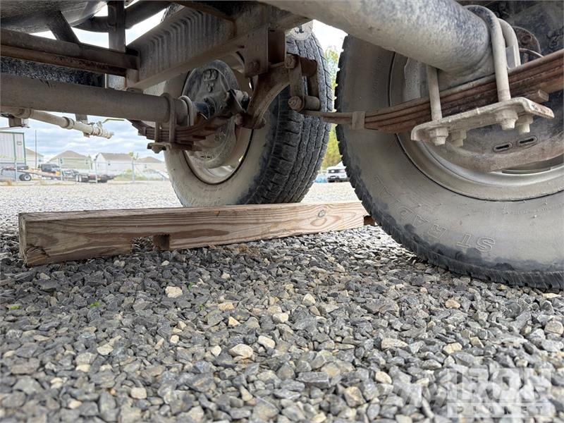  Priefert WW500EDBDOT T/A Water Tank Trailer Otros camiones
