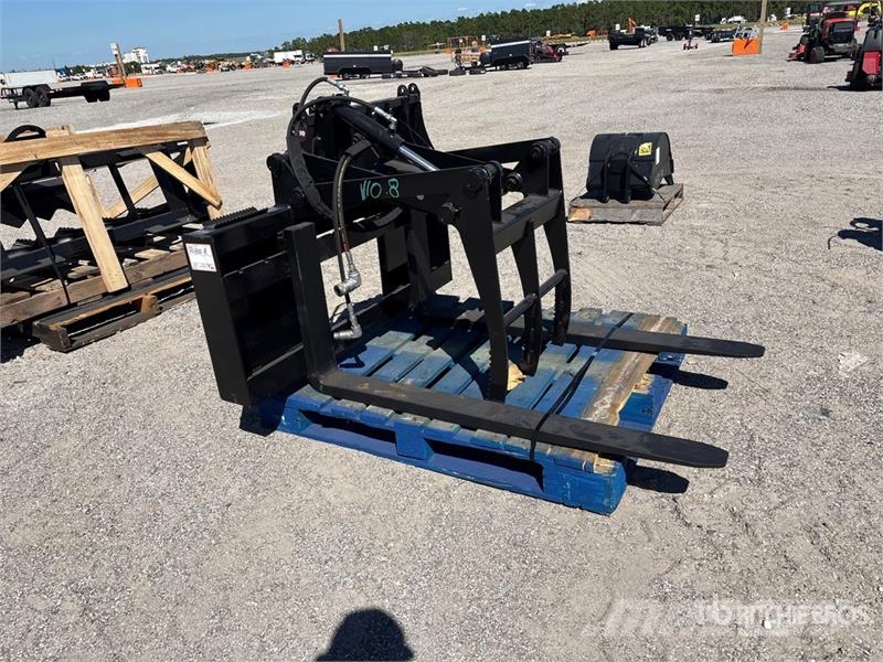  Prime PG 48 in Skid steer 48" forks and grapple Sk معدات البناء - غير ذلك