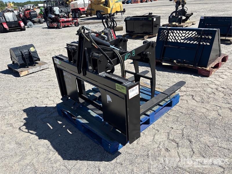  Prime PG 48 in Skid steer 48" forks and grapple Sk معدات البناء - غير ذلك