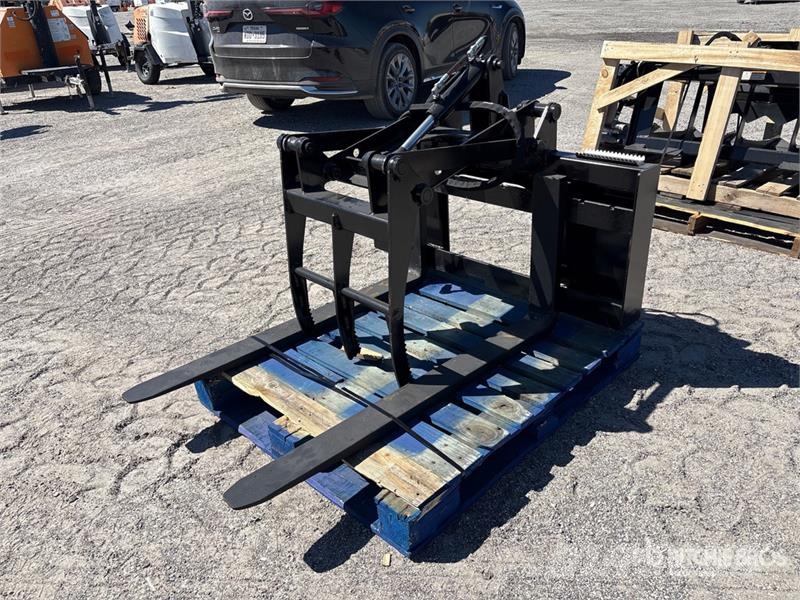  Prime PG 48 in Skid steer 48" forks and grapple Sk معدات البناء - غير ذلك
