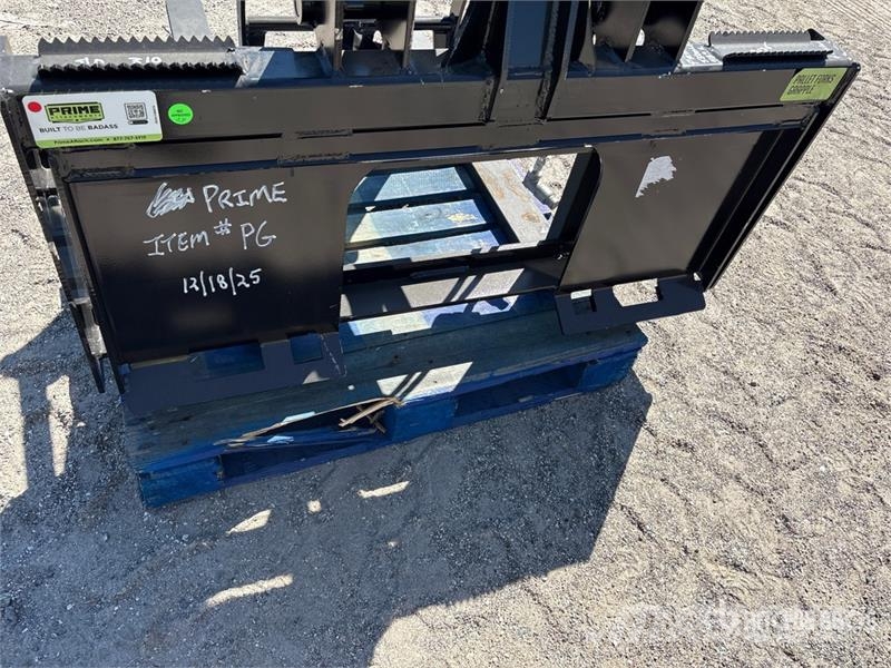  Prime PG 48 in Skid steer 48" forks and grapple Sk معدات البناء - غير ذلك