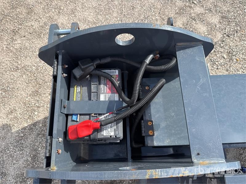 PROMECH Fifth Wheel Wrecker Attachment Transport - Inne