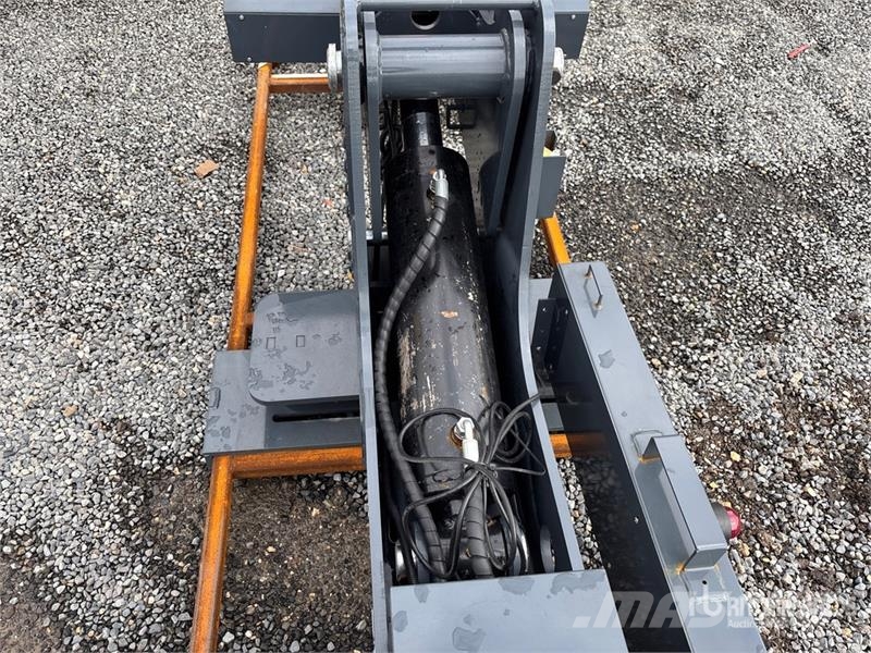 PROMECH FW80 Electric Fifth Wheel Wrecker Attachme Транспорт - Інші