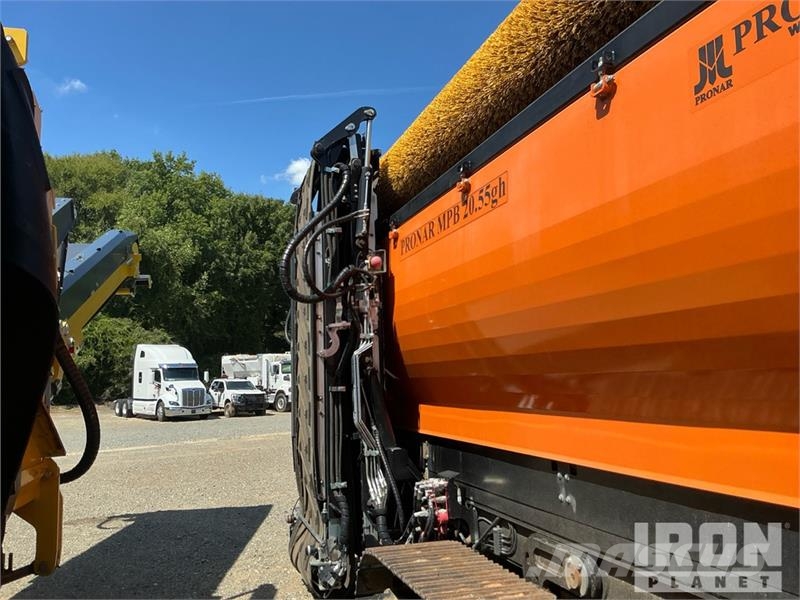Pronar 20.55GH Tracked Trommel Screen Trummlid