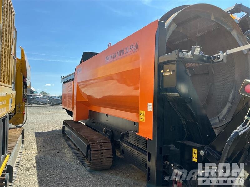 Pronar 20.55GH Tracked Trommel Screen Trummlid