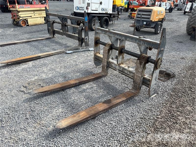  Q/C Wheel Loader Forks - Fits John Deere 524L Паллетные вилы для фронтальных погрузчиков