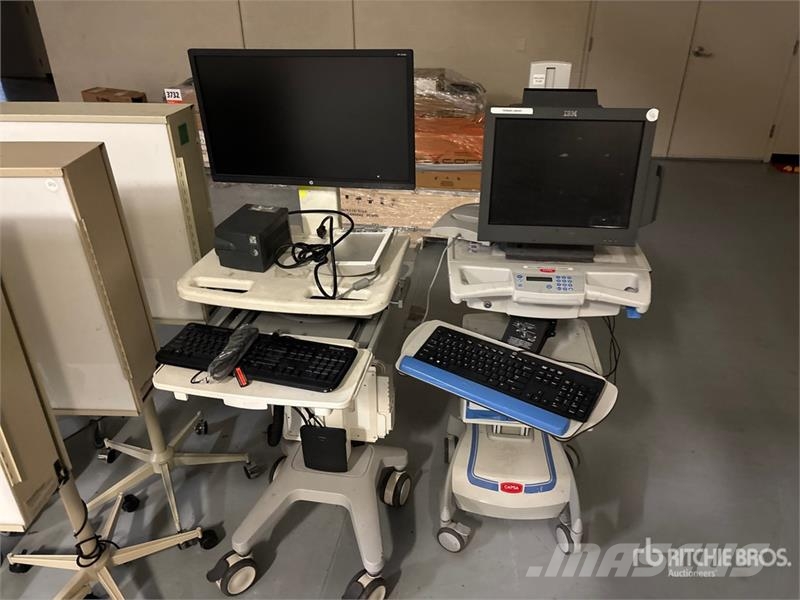 Qty of 3 Illuminate Cabinets, of 3 Bipap Ventilat Pašizgāzējs