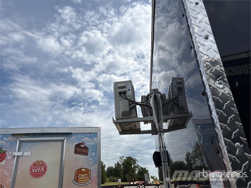 Quality Cargo 12 ft T/A Food Concession Trailer 기타 트레일러