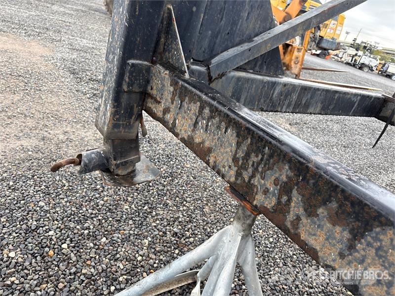  Quality FB T/A 3 Car Open Gooseneck Car Carrier Tr 車両運搬用トレーラー