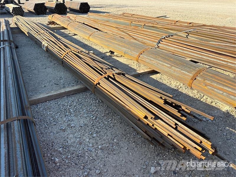  Quantity of (1) 1/2 in x 20 ft A-36 2.0T Square Ba المصاعد والرافعات المادية