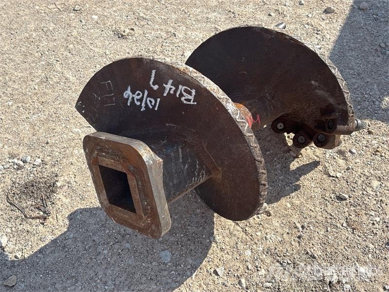 Quantity of (1) 18 in Pressure Tool, 36 in OAL Aug Коммерческий транспорт - Другие