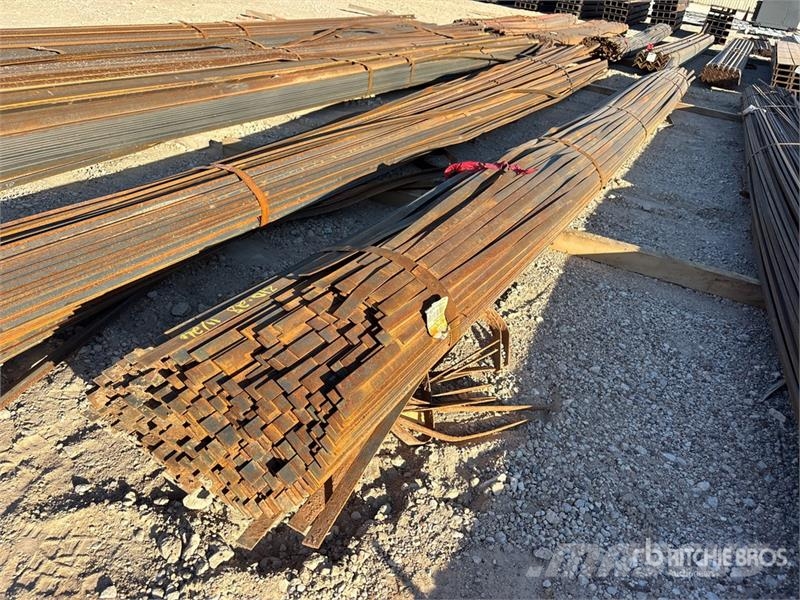  Quantity of (1) Bundle of 1 in x 1/8 in x 20 ft Fl المصاعد والرافعات المادية