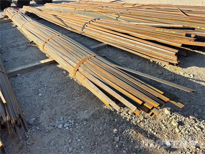  Quantity of (1) Bundle of 1 in x 1/8 in x 20 ft Fl المصاعد والرافعات المادية
