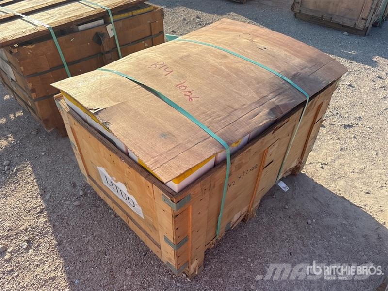 Quantity of (1) Crate of 735, C20 Block Outros componentes