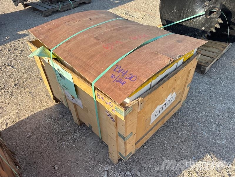 Quantity of (1) Crate of 735, C20 Block Outros componentes