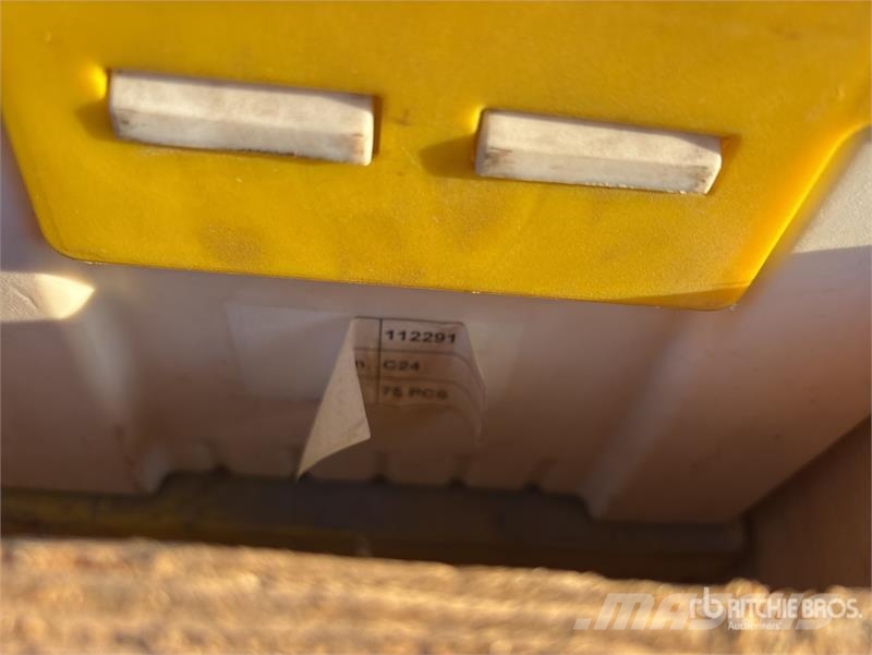Quantity of (1) Crate of C24 Teeth Outros componentes