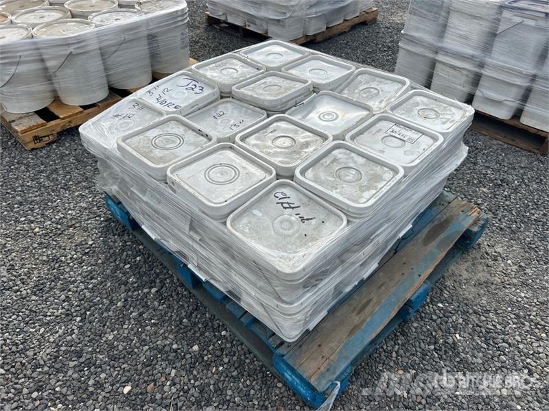  Quantity of (1) Crates of 3 in Fasteners (Unused) 其他