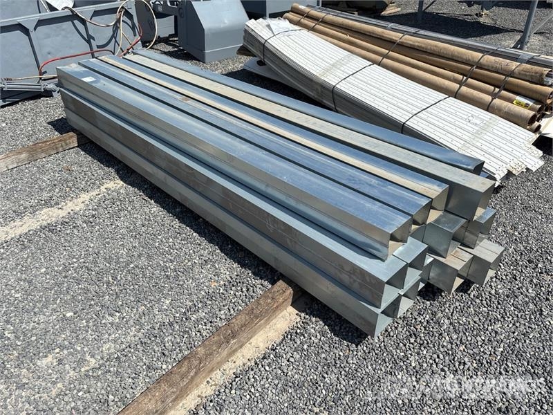 Quantity of (1) Pallet of Gutter Drains 建設機械 - その他