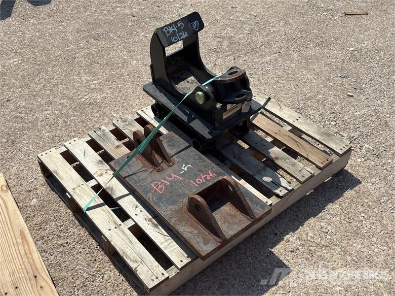  Quantity of (1) QHK Quick Mini Excavator Coupler Uniőes rápidas