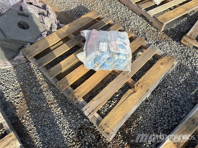 Quantity of (10) 2.4 in x 33 ft Blue Pack Heavy Du Other components