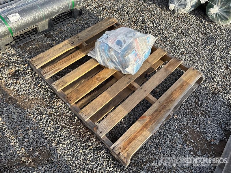 Quantity of (10) 2.4 in x 33 ft Yellow Pack Heavy Other components