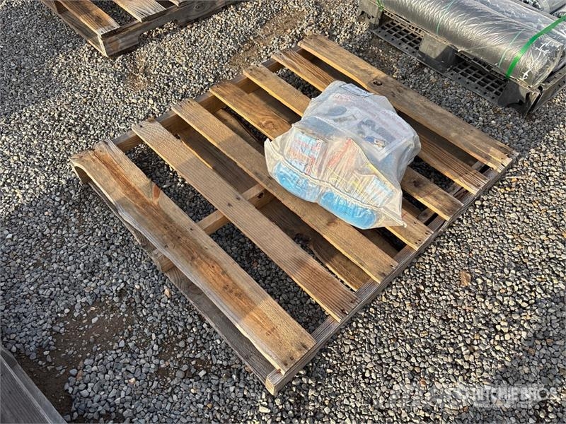 Quantity of (10) 2.4 in x 33 ft Yellow Pack Heavy Other components
