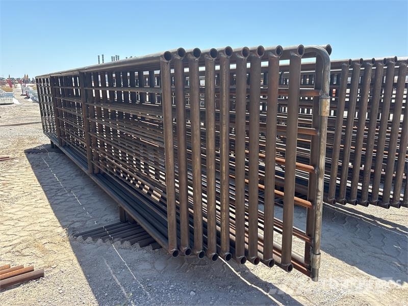  Quantity of (10) Lone Star 24 ft x 5 ft Livestock  其他畜牧業機械和配件