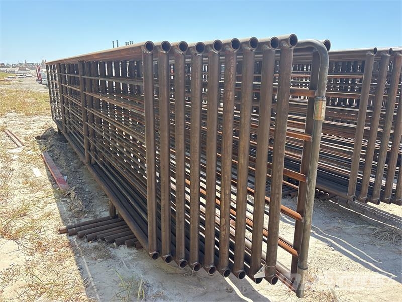 Quantity of (10) Lone Star 24 ft x 5 ft Livestock Інше тваринницьке обладнання