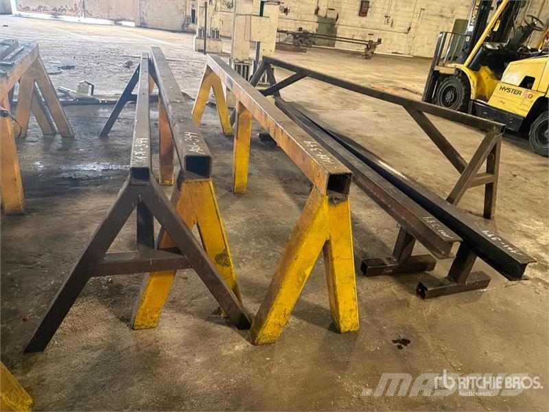  Quantity of (10) Metal Stands Other components