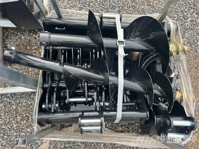  Quantity of (10)  Mini Excavator Attachments (Unus Other components