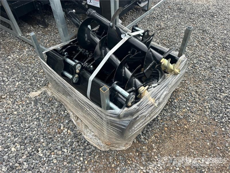 Quantity of (10)  Mini Excavator Attachments (Unus Other components