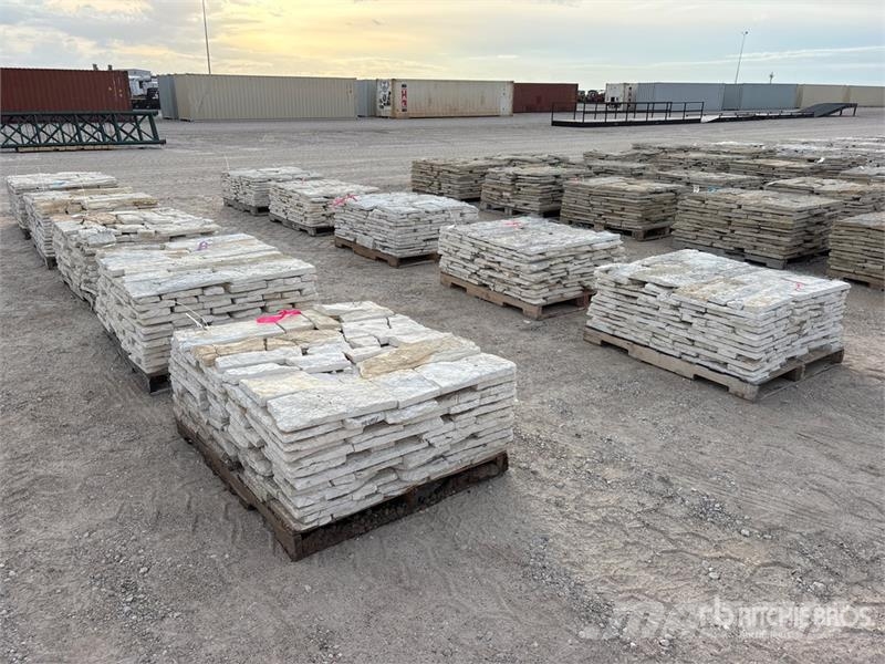 Quantity of (10) Pallets of Austin Texas White Nic Egyéb mezőgazdasági gépek