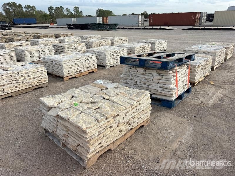 Quantity of (10) Pallets of Austin Texas White Nic Egyéb mezőgazdasági gépek
