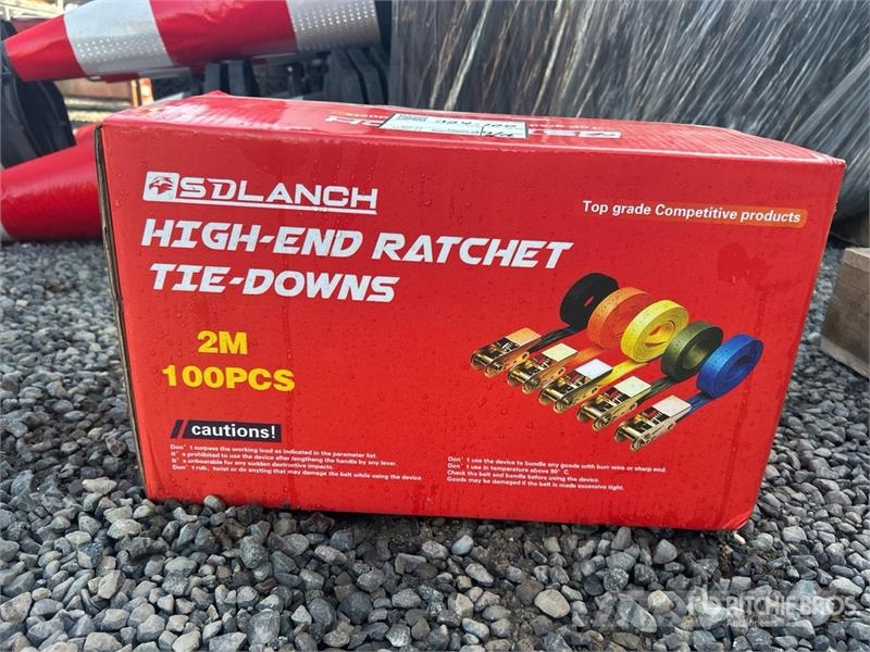 Quantity of (100) 2M Ratchet Straps (Unused) Outros componentes