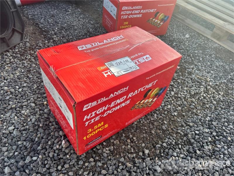 Quantity of (100) 3.5M Ratchet Straps (Unused) Outros componentes