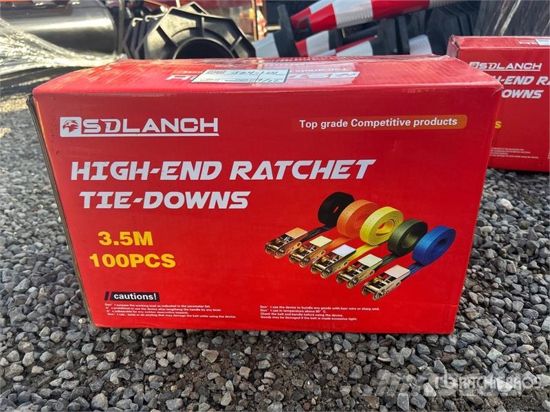 Quantity of (100) 3.5M Ratchet Straps (Unused) Outros componentes