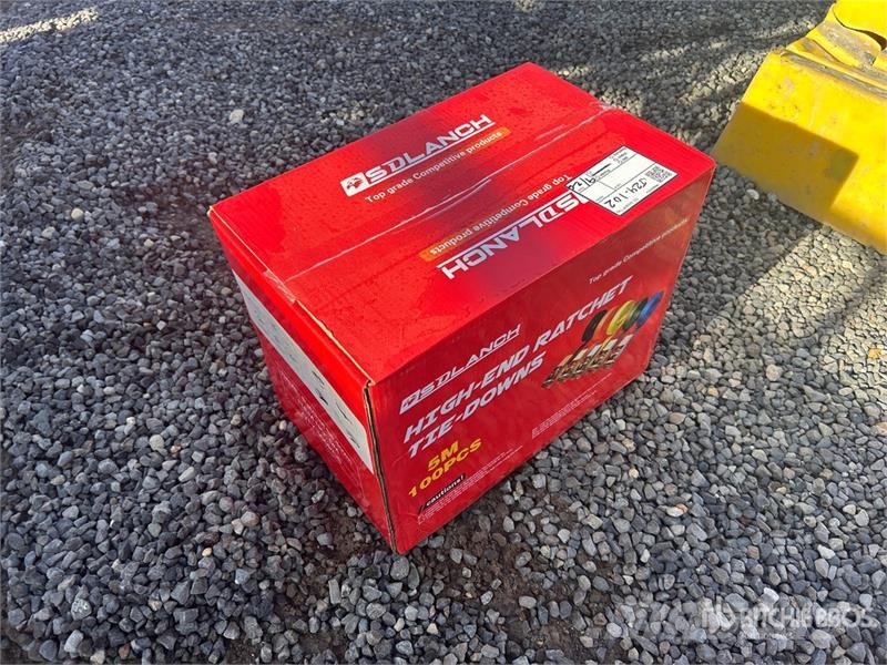 Quantity of (100) 5M Ratchet Straps (Unused) Outros componentes