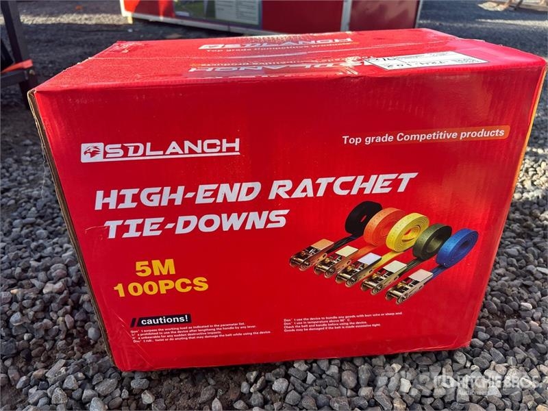 Quantity of (100) 5M Ratchet Straps (Unused) Outros componentes